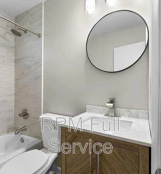895 W Sharpe Ave #B — Photo 17