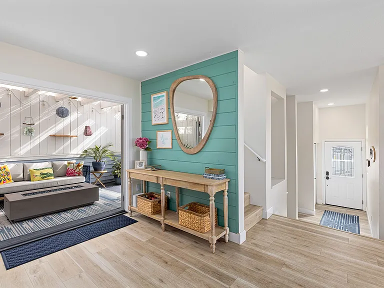 579 Hygeia Ave #A — Photo 6