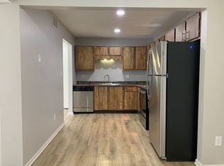 1067 Scarborough Ct #G6, Chesterton, IN 46304