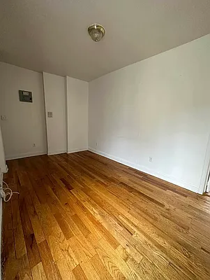 Rented by BRICK & GALO REALTY CORP | media 8