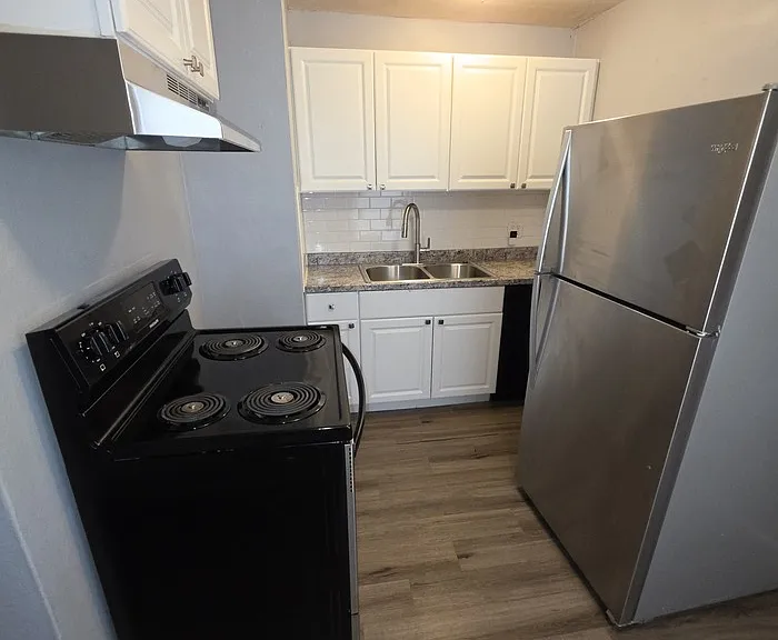 9701 Brooklane St — Photo 14