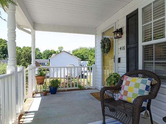 3rd image of 416 Tighfield Dr