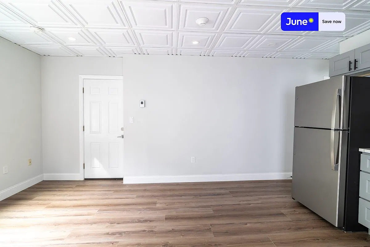 1 bedroom in Somerville on a flexible lease #1758 — Photo 4