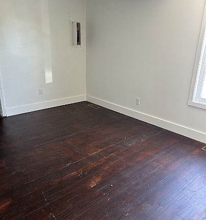 5th image of 202 Morningside Dr