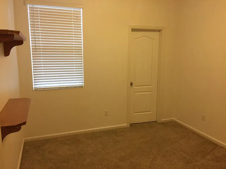 432 Constantine Ct #1 — Photo 8