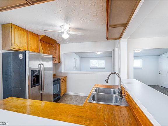 5th image of 1740 Hassett Ave