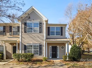 4337 Glenlea Commons Dr, Charlotte, NC 28216