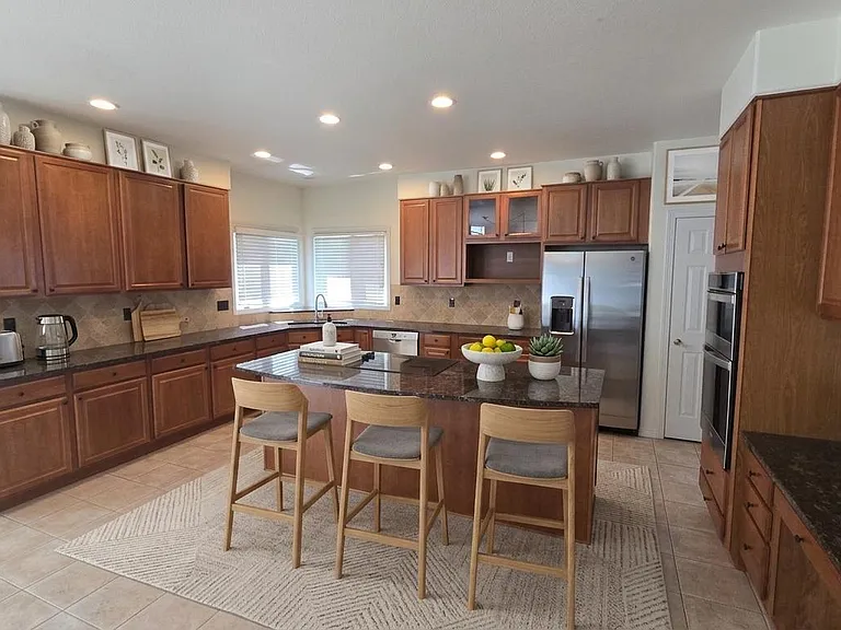 Kitchen Center Isle