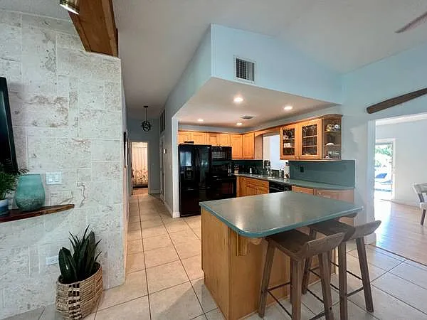 167 Cocoa Dr — Photo 9