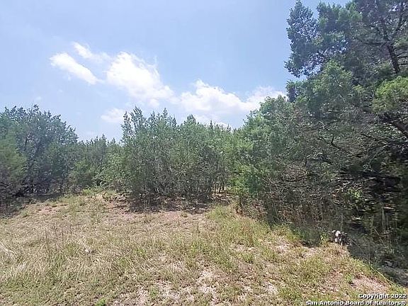 3rd image of 674 Canyon Circle Dr