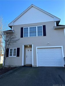 2720 State Street #32, Hamden, CT, 06517