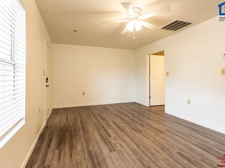 6423 Son Light Way — Photo 10