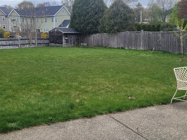15 Landers Rd — Photo 32