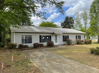 34 S Lashley St, Reynolds, GA 31076