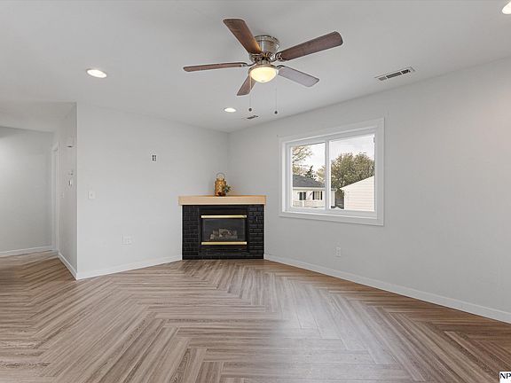 4th image of 12261 Westwood Ln