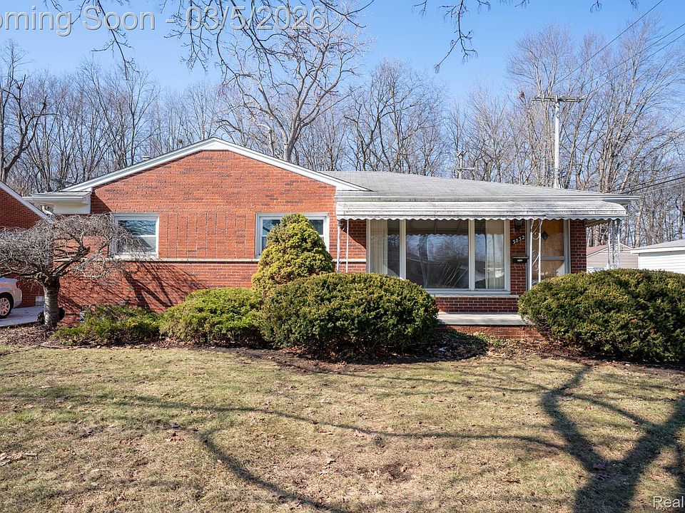 1st image of 3832 Longmeadow Dr