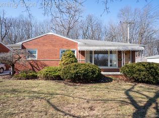 3832 Longmeadow Dr, Trenton, MI