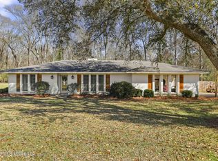 349 Bob White Dr, Canton, MS 39046