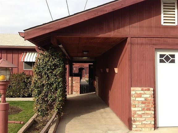 2nd image of 2328 W Hedges Ave