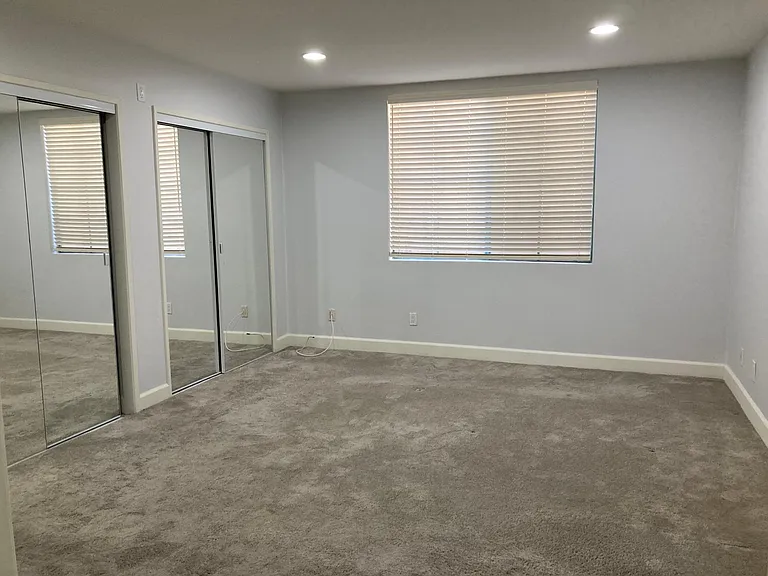 1430 Colby Ave #105 — Photo 13