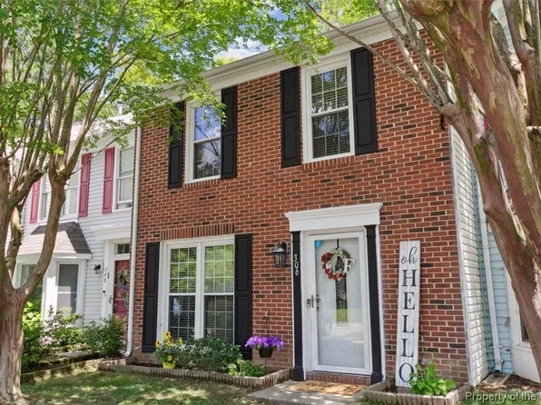 306 Arabian Cir, Yorktown, VA 23693