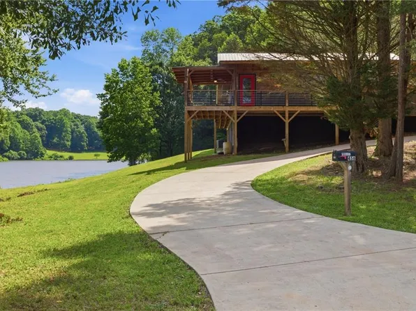 456 Oak Springs Rd, Clarkesville, GA 30523