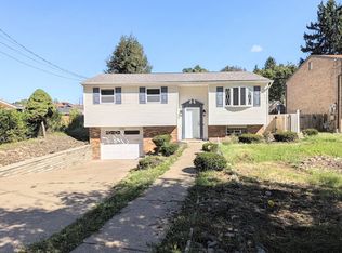 3792 Chartiers Ave, Pittsburgh, PA 15204