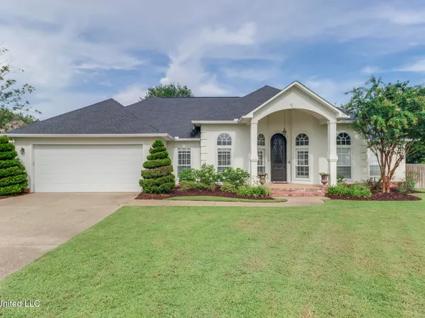 418 Carmargue Ln, Biloxi, MS 39531