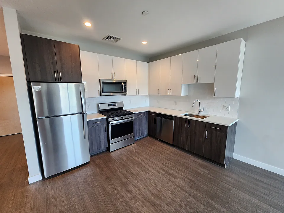 23A Bridge St #19