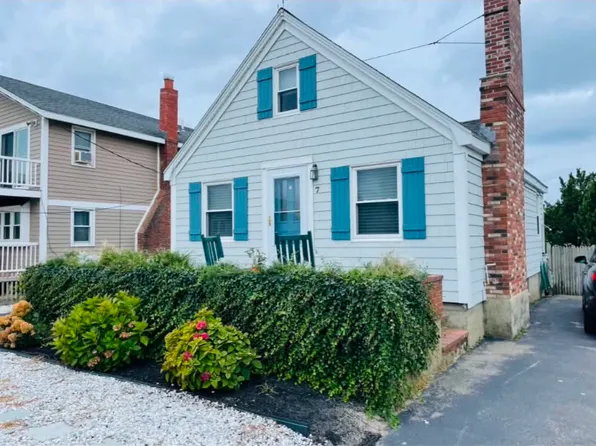 7 Ocean Dr, Marshfield, MA 02050