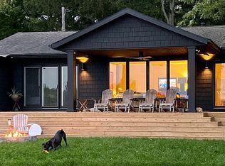 7136 N Chicago Rd, New Carlisle, IN 46552