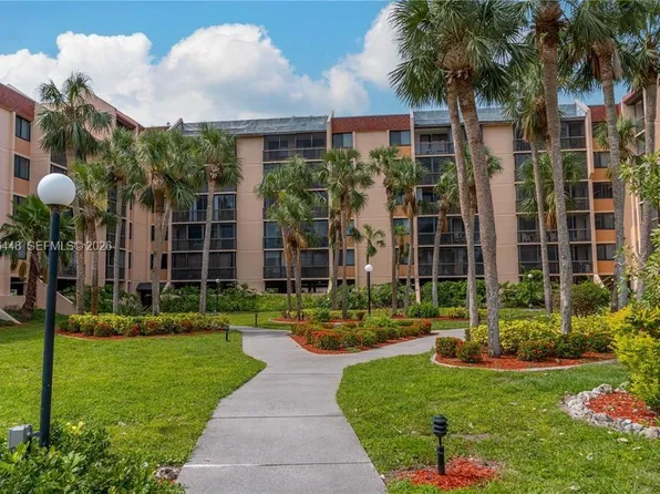 3006 Caring Way APT 410, Port Charlotte, FL 33952