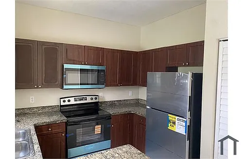 364 NE 25th Pl #204 Photo 1