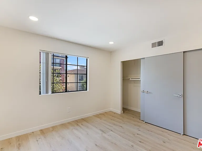 1931 Malcolm Ave #201 — Photo 14