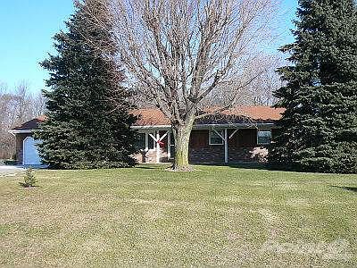 2228 Larry Ln