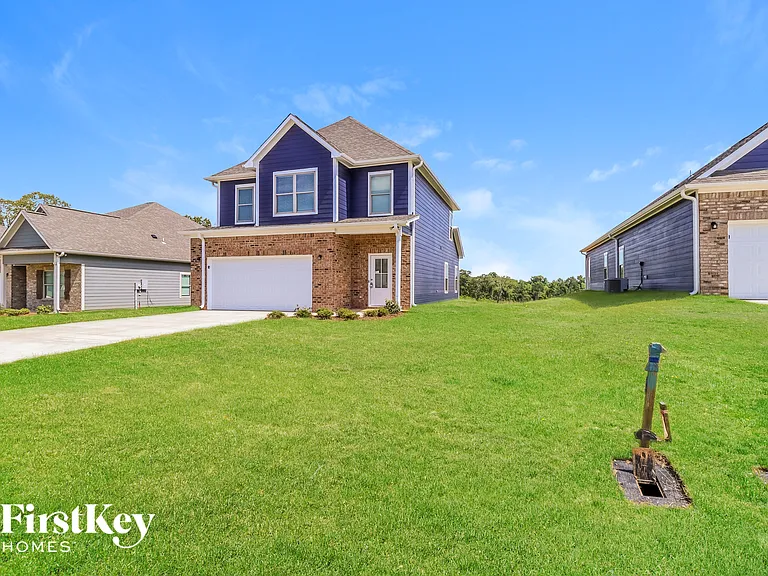 320 Ridge View Cir — Photo 2