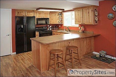 5th image of 937 E Hyland Lake Dr
