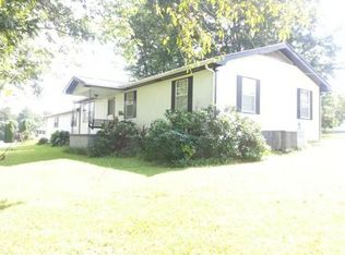 18 Murphy Ln, Spencer, TN 38585