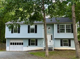 6 Glade Dr, Stafford, VA 22556