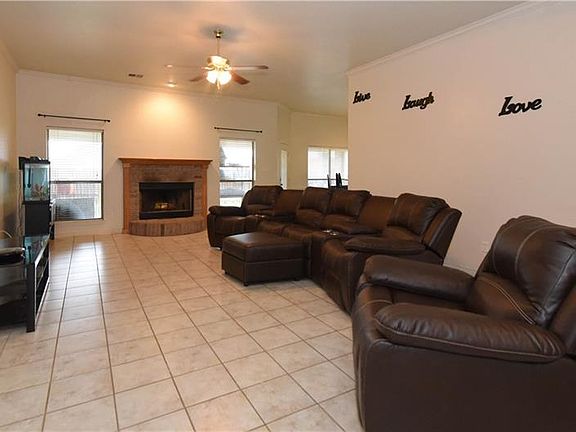 5th image of 3204 Sherwood Forest Dr