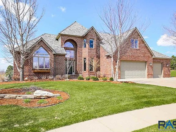 2nd image of 5101 S Daffodil Cir