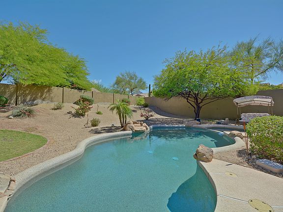 5th image of 10628 E Meadowhill Dr