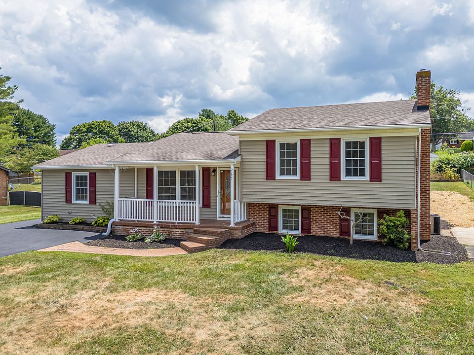 1st image of 265 Ash Dr SE