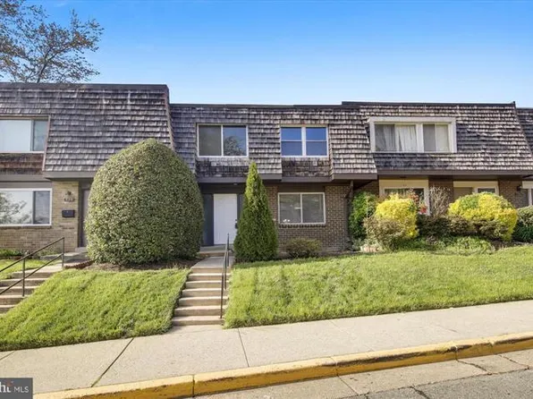 324 W Deer Park Rd, Gaithersburg, MD 20877
