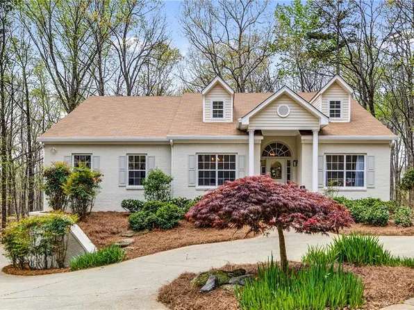 16218 Henderson Rd, Milton, GA 30004