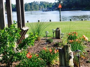 528 Elizabeth Lake Dr, Hampton, VA 23669