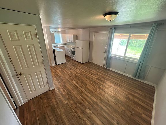 3rd image of 47 N Cleveland Ave #4