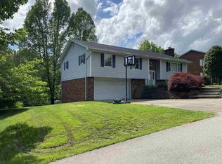 232 Bellefonte Cir, Russell, KY 41101