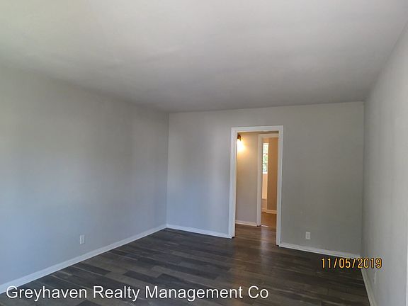 5th image of 217 Sequoia Dr APT C