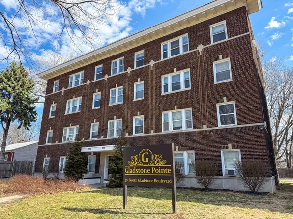 Gladstone Pointe Apartments